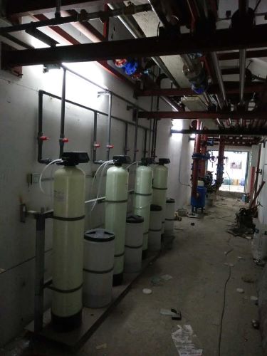 自動軟水器